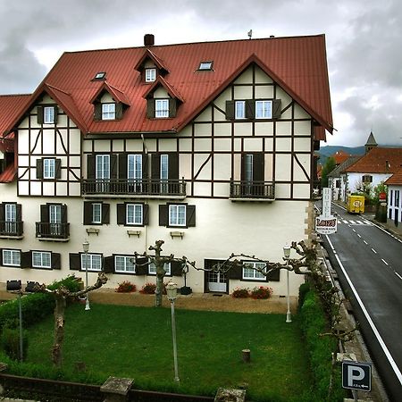 Hotel Rural Loizu Burguete Kültér fotó
