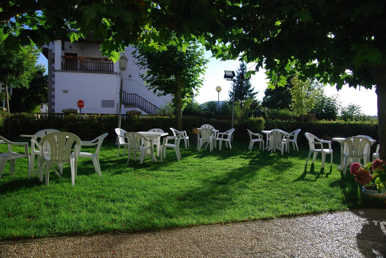 Hotel Rural Loizu Burguete Kültér fotó
