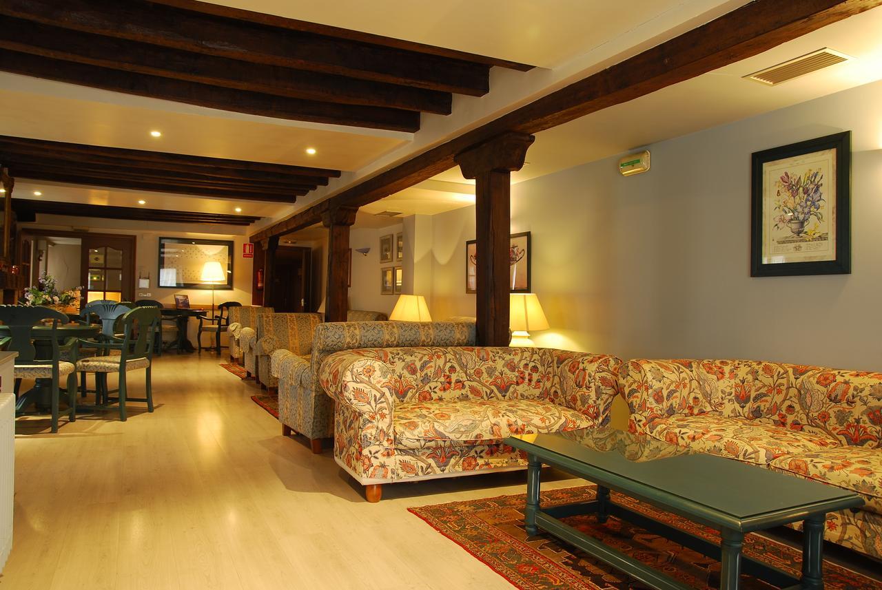 Hotel Rural Loizu Burguete Kültér fotó
