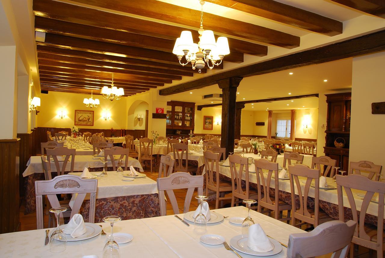 Hotel Rural Loizu Burguete Kültér fotó