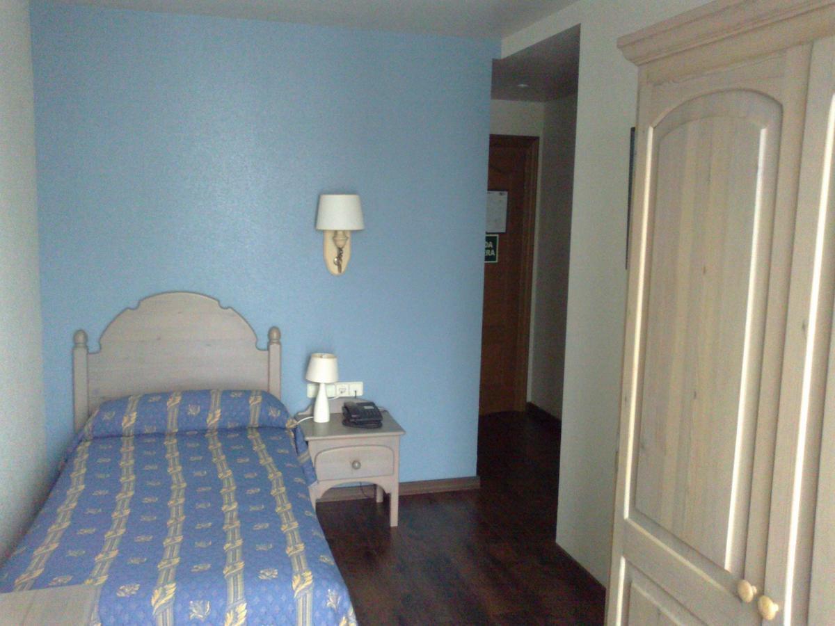 Hotel Rural Loizu Burguete Szoba fotó